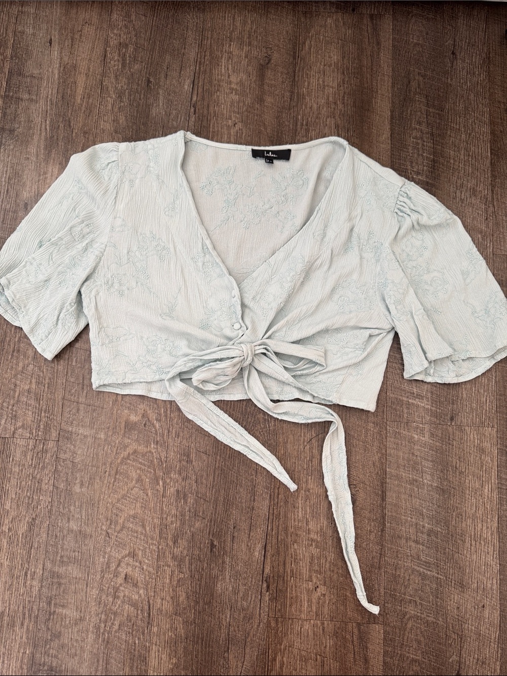 Lulu's Pale Blue Tie-Front Cropped Top